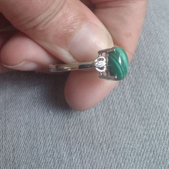 Natural 10mm Malachite Cabochon & 925-Silver Ring (s7) - Picture 11 of 13